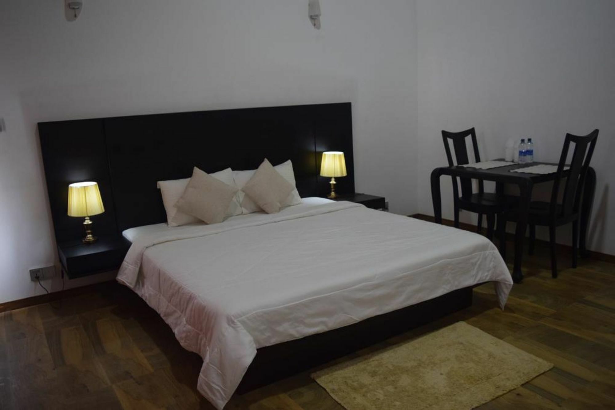 Bee View Home Stay Kandy Zewnętrze zdjęcie